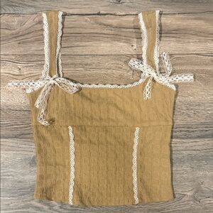 Edikted Tan Lace-Trim Camisole